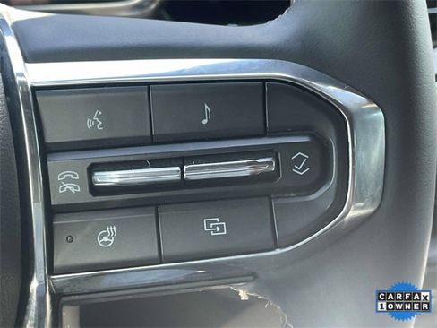 Used 2023 GMC Canyon Denali w/ Denali Black Edition image 22