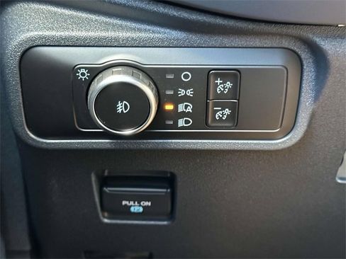 Used 2025 Ford Bronco Big Bend w/ Black Diamond Package image 17