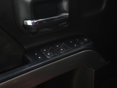 Used 2018 Chevrolet Silverado 1500 LT w/ All Star Edition AWD/4WD image 22