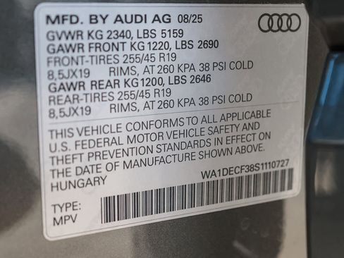 New 2025 Audi Q3 2.0T Premium image 42