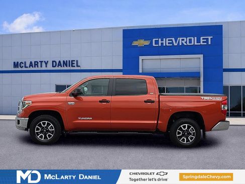 Used 2018 Toyota Tundra SR5 w/ TRD Off Road Package AWD/4WD image 3