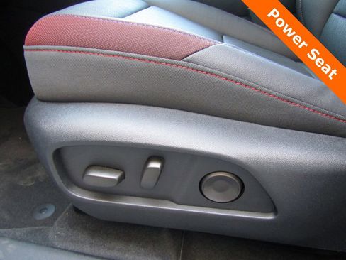 New 2026 Chevrolet Equinox RS image 7