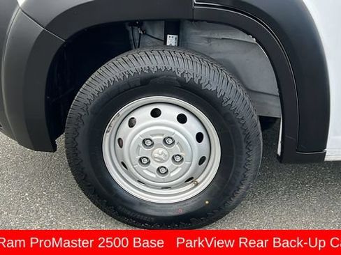 Used 2023 RAM ProMaster 2500 w/ Interior LED Lighting Group FWD image 9