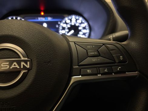 Used 2024 Nissan Sentra SV image 16