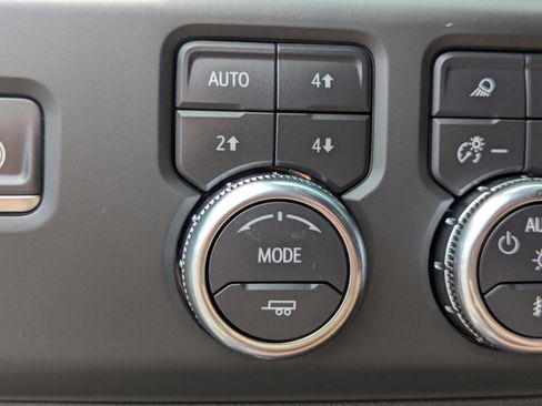 Used 2024 GMC Sierra 1500 Denali Ultimate AWD/4WD image 35