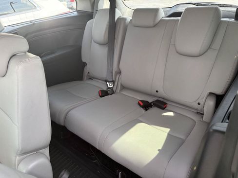 Used 2024 Honda Odyssey Touring image 19