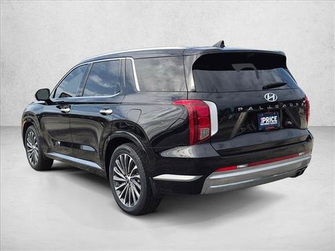 Used 2023 Hyundai Palisade Calligraphy w/ Winter Package FWD image 7