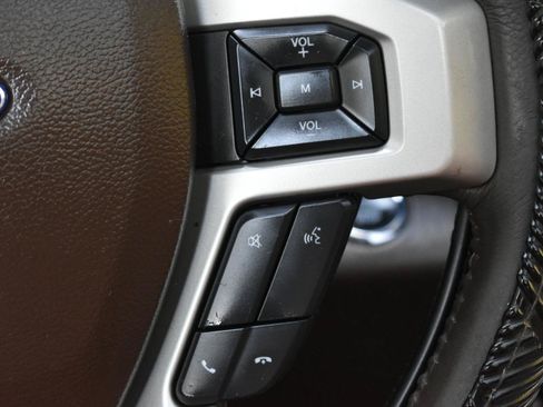 Used 2019 Ford F150 King Ranch w/ Equipment Group 601A Luxury AWD/4WD image 15