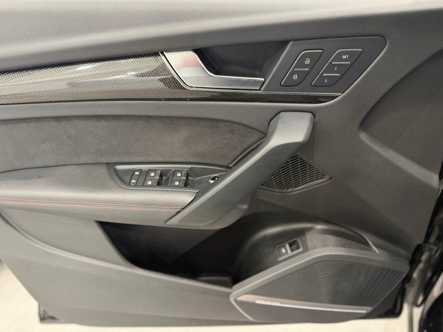 Used 2023 Audi SQ5 Prestige w/ Prestige Package AWD/4WD image 10