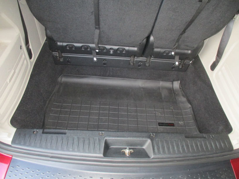 Used 2016 Chrysler Town & Country Touring w/ Driver Convenience Group FWD image 11