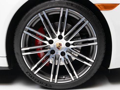 Used 2014 Porsche 911 Carrera 4S image 37