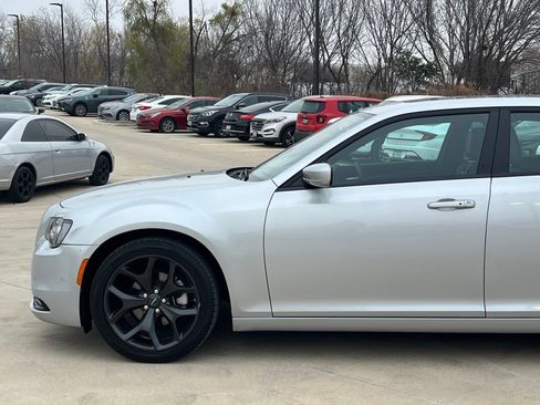 Used 2023 Chrysler 300 S image 7