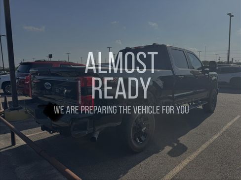 Used 2024 Ford F250 XL w/ STX Appearance Package AWD/4WD image 4