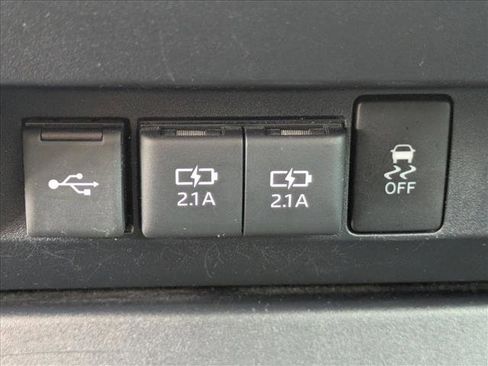 Used 2020 Toyota Tundra SR5 image 20