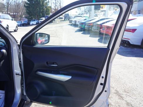 Used 2020 Nissan Kicks SR w/ SR Premium Package image 59