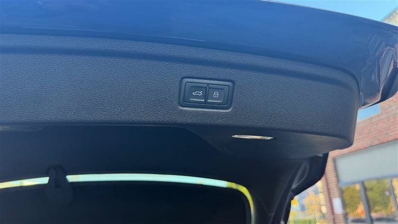 Used 2018 Audi S5 Premium Plus w/ Navigation Package AWD/4WD image 15
