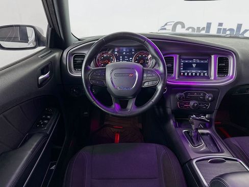 Used 2020 Dodge Charger SXT RWD image 25