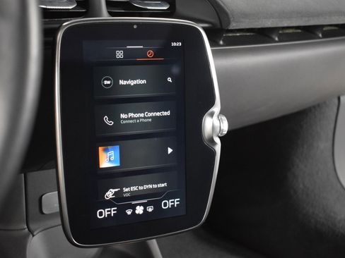 Used 2023 McLaren Artura image 26