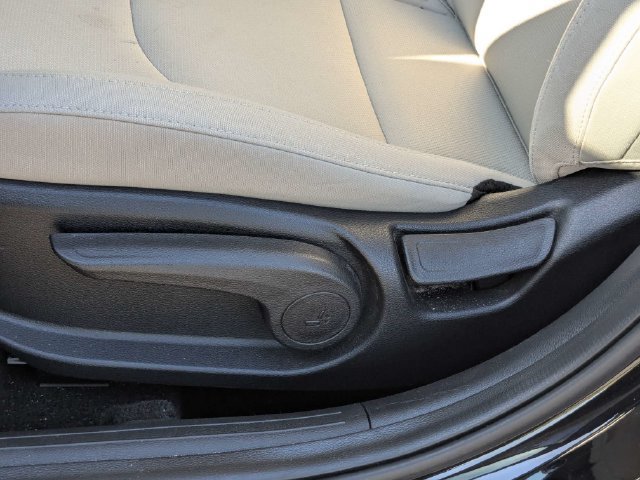 Used 2023 Kia Forte LXS w/ LXS Technology Package FWD image 16