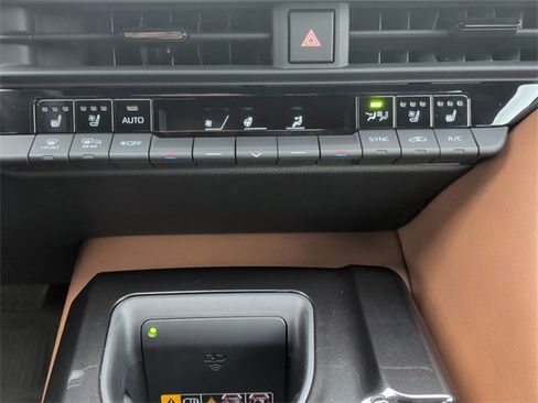 Certified 2026 Toyota Crown Limited image 20