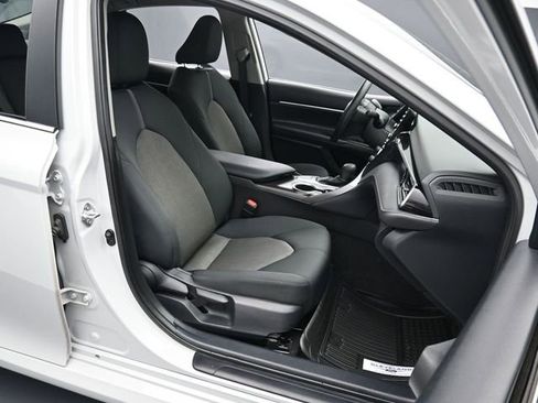 Used 2024 Toyota Camry LE w/ Convenience Package image 26