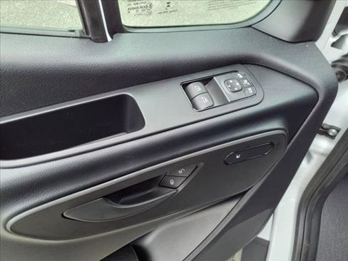 Used 2024 Mercedes-Benz Sprinter 2500 image 14