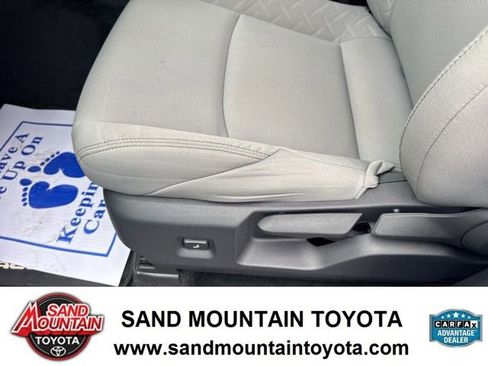 Used 2025 Toyota Tacoma SR5 image 16