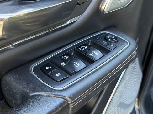 Used 2019 RAM 1500 Limited image 10