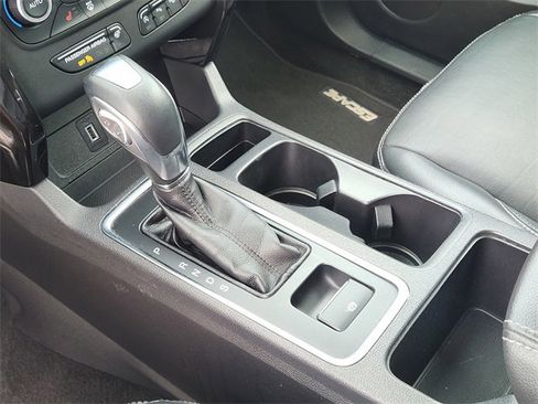 Used 2019 Ford Escape Titanium image 21