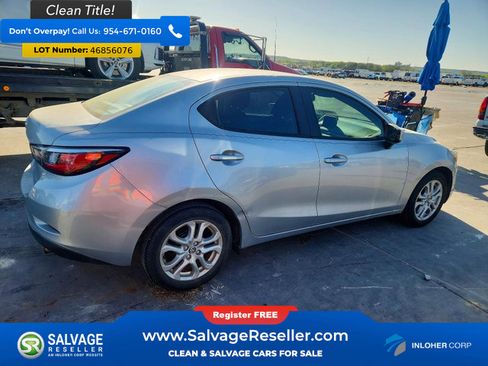 Used 2018 Toyota Yaris iA image 4