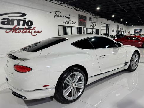 Used 2020 Bentley Continental GT image 7