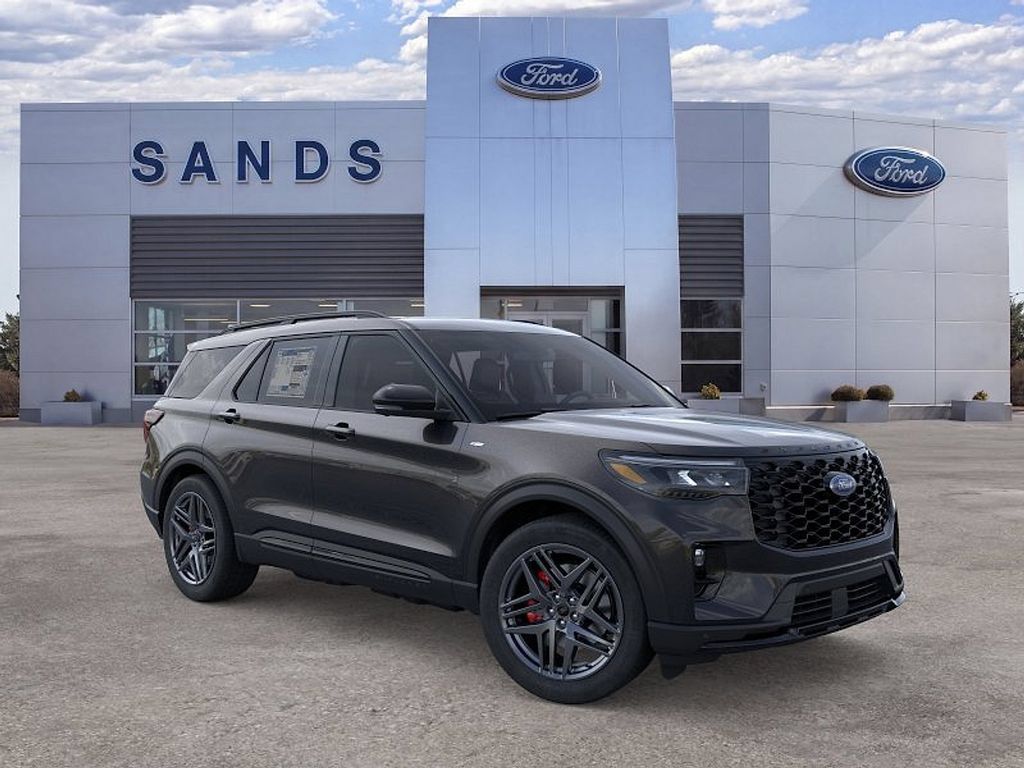 New 2026 Ford Explorer ST-Line w/ ST-Line Street Pack AWD/4WD image 7