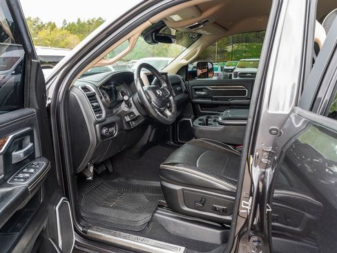 Used 2020 RAM 2500 Laramie image 25