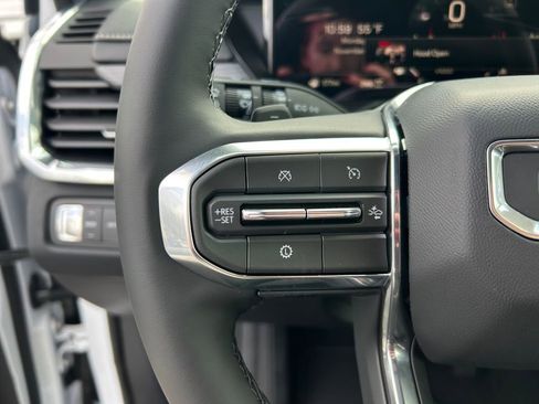 New 2026 GMC Acadia Elevation image 17