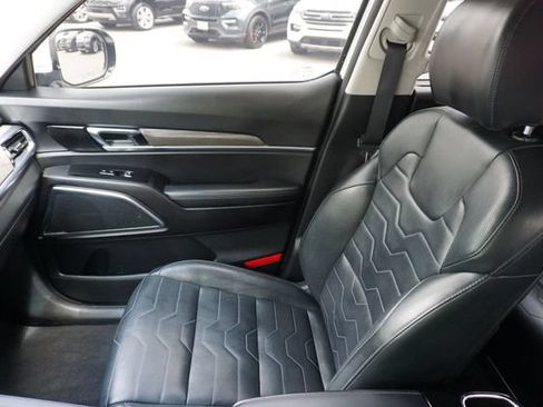 Used 2022 Kia Telluride SX w/ SX Prestige Package AWD/4WD image 34