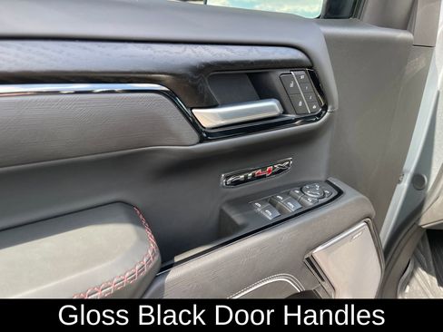 Used 2025 GMC Sierra 1500 AT4X w/ AT4X AEV Edition image 12