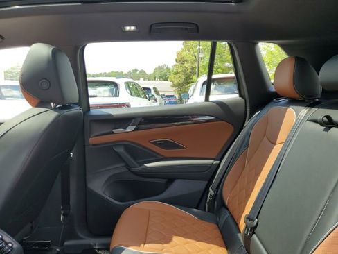 New 2026 Volkswagen Tiguan SEL R-Line AWD/4WD image 10