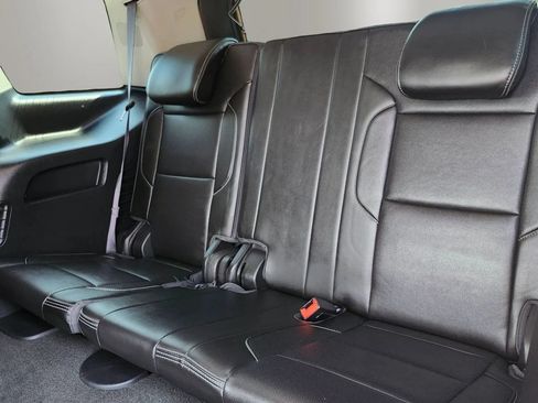 Used 2017 GMC Yukon Denali AWD/4WD image 19