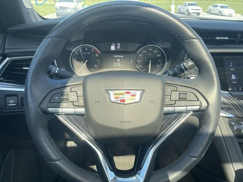 Certified 2024 Cadillac XT6 Premium Luxury w/ LPO, Floor Liner Package AWD/4WD image 11