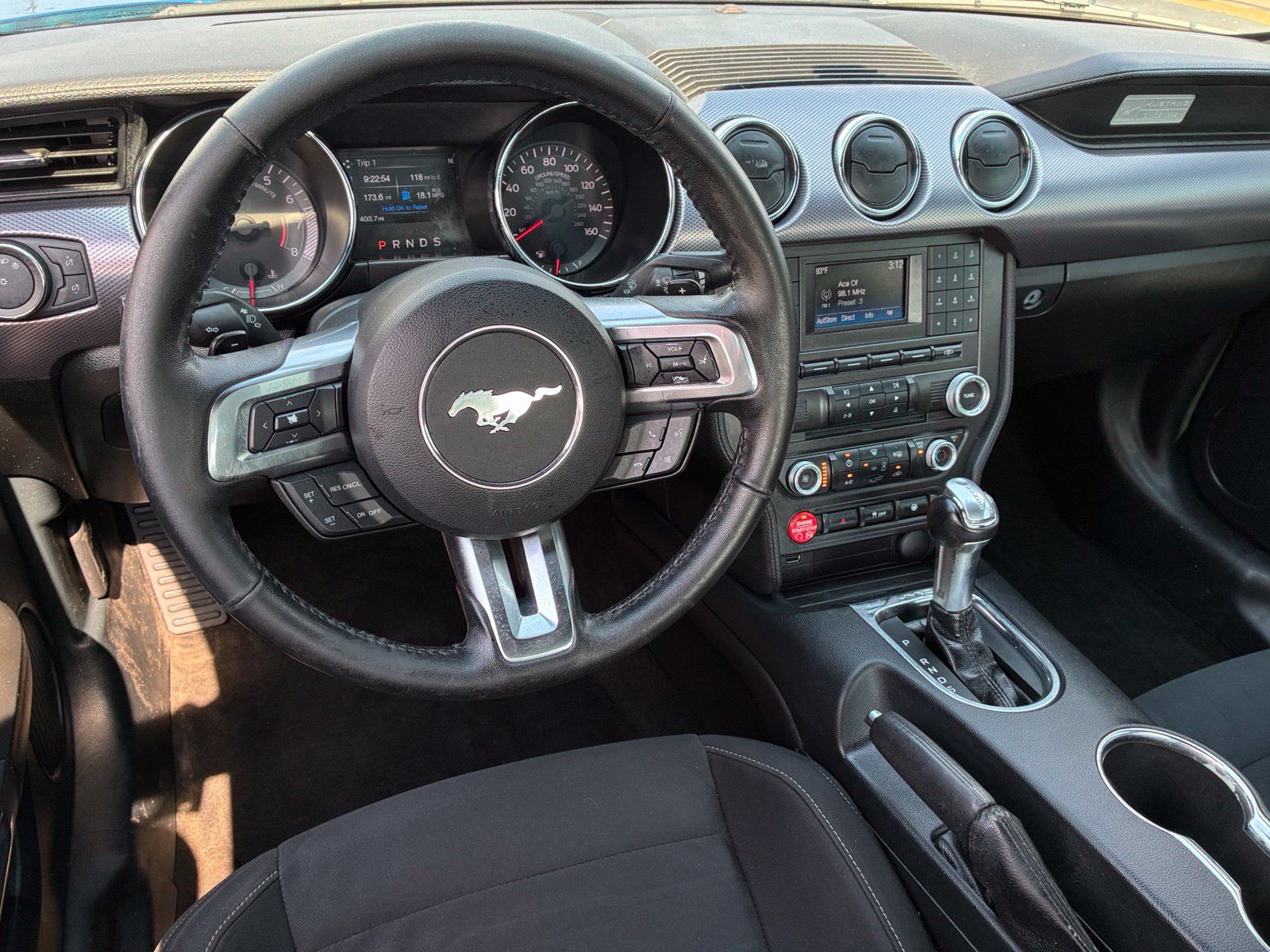 Used 2017 Ford Mustang Coupe RWD image 17