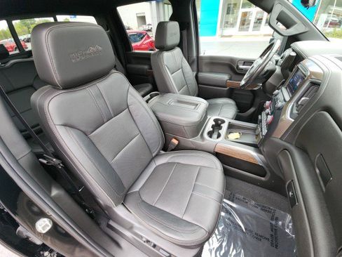 Used 2022 Chevrolet Silverado 2500 High Country w/ LPO, Hitch Package image 14
