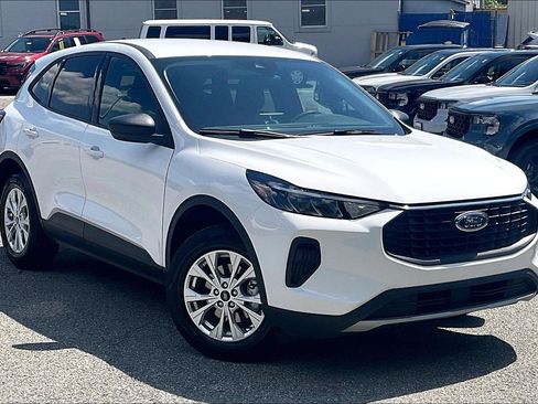 Used 2025 Ford Escape Active AWD/4WD image 1