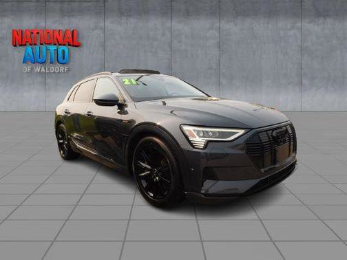 Used 2021 Audi e-tron Premium w/ Convenience Plus Package AWD/4WD image 1