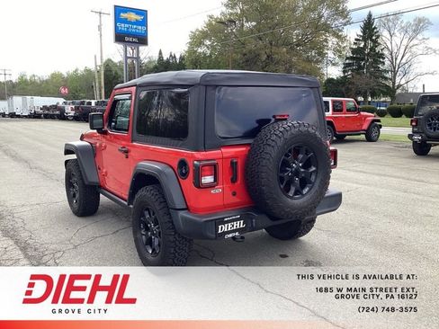 Used 2021 Jeep Wrangler Sport AWD/4WD image 5