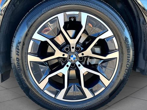 Used 2025 BMW X3 xDrive30i w/ Convenience Package image 11