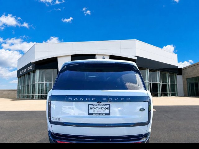 Used 2023 Land Rover Range Rover SE AWD/4WD image 7