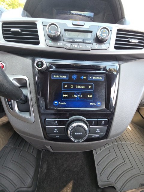 Used 2017 Honda Odyssey EX-L image 25
