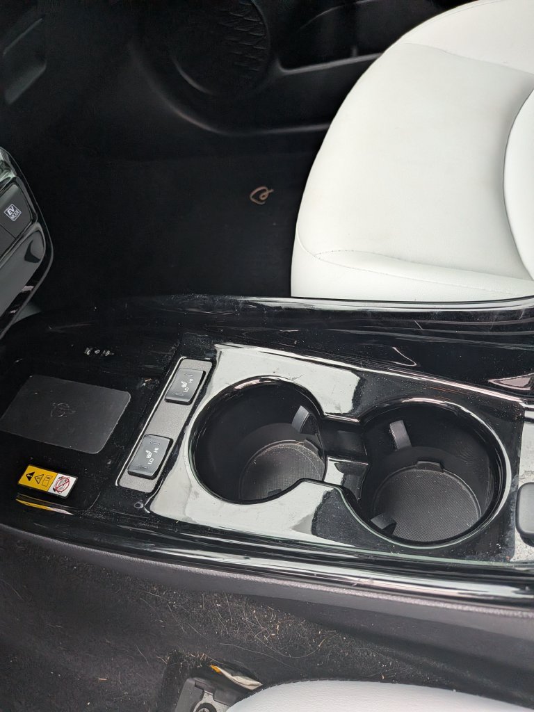 Used 2022 Toyota Prius Limited w/ Premium Convenience Package FWD image 22