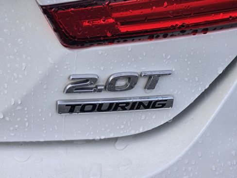 Used 2020 Honda Accord Touring image 11