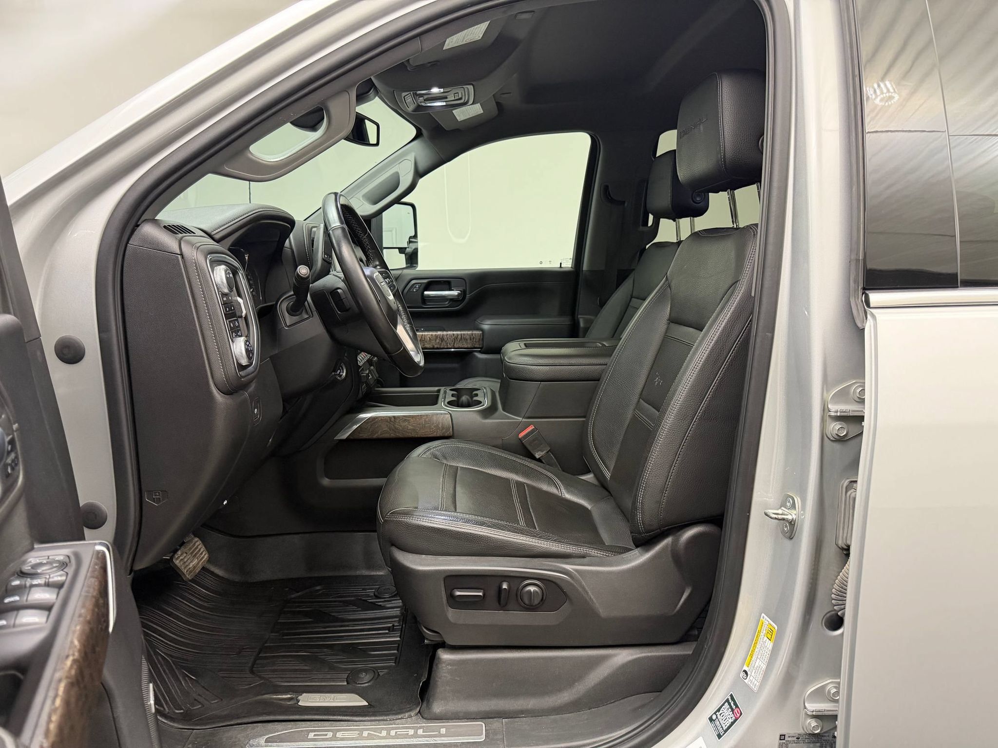 Used 2020 GMC Sierra 3500 Denali w/ Gooseneck/5TH Wheel Package AWD/4WD image 5